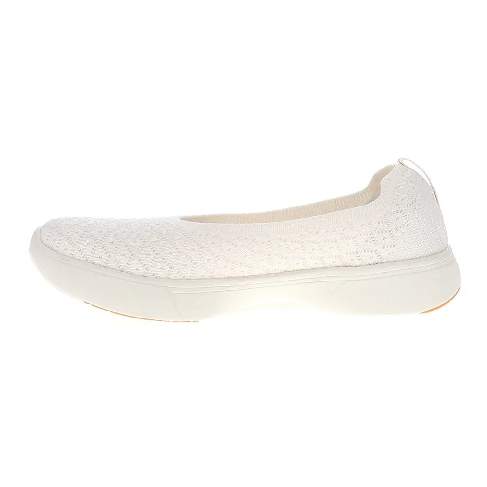BlissWalk Skimmer Starburst Knit Slip On Sneakers
