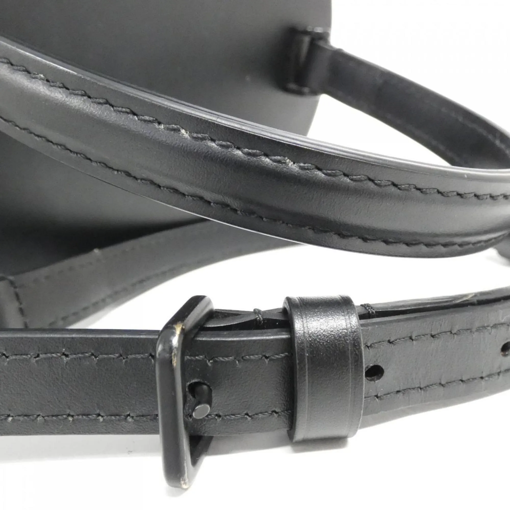 Cannes Leather Bucket Bag with Accessories