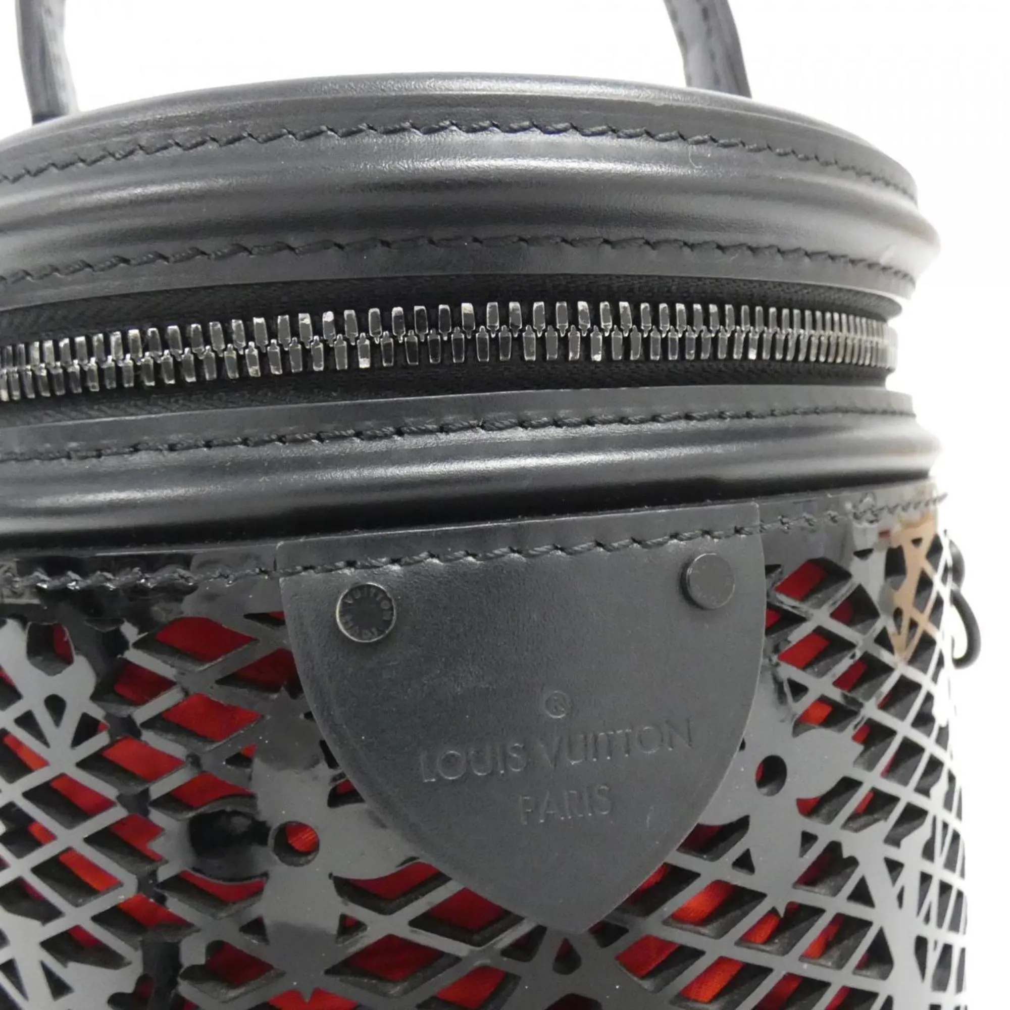 Cannes Leather Bucket Bag with Accessories