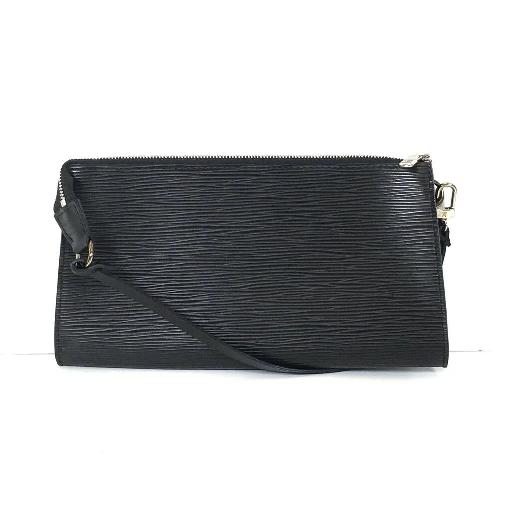 Louis Vuitton Accessories Pochette