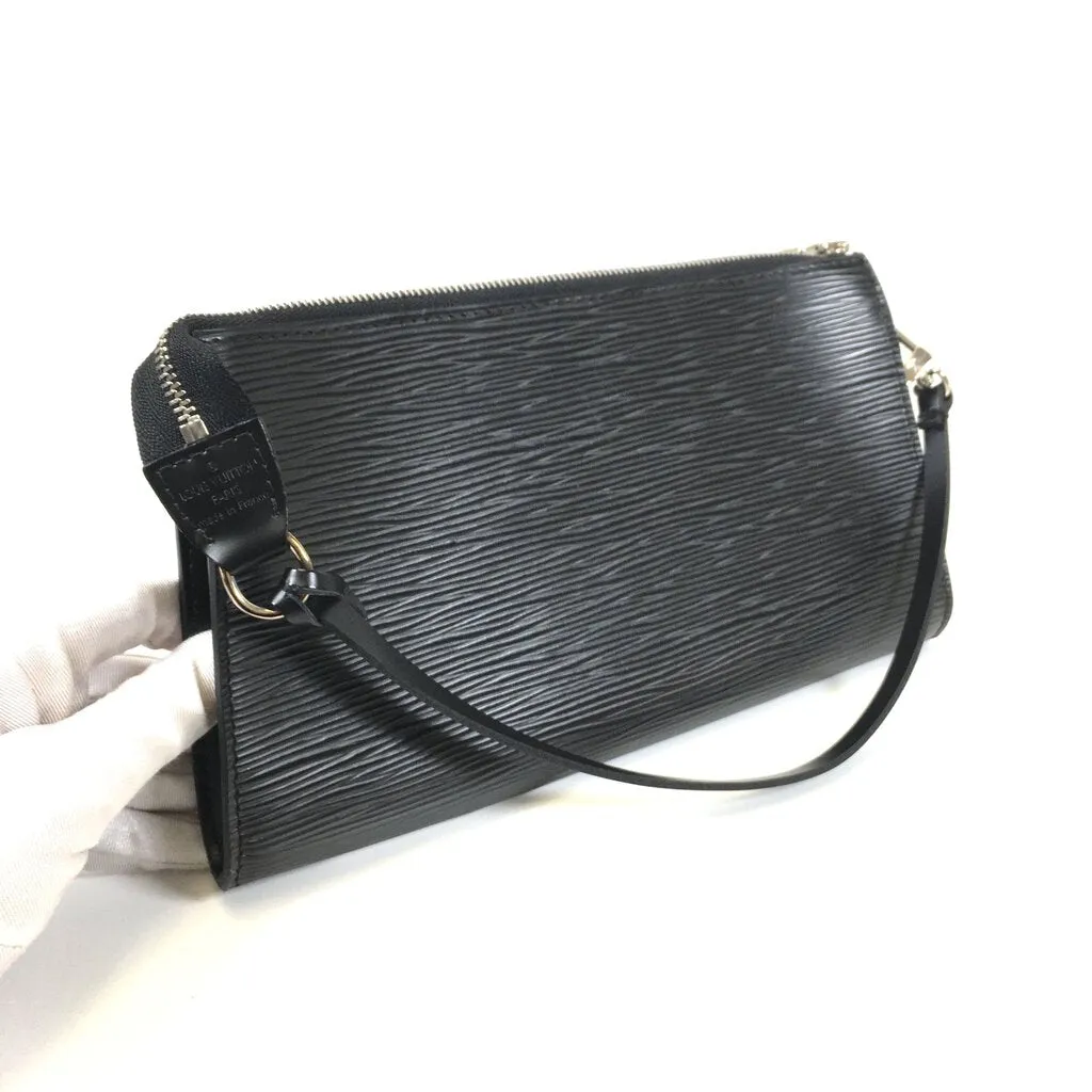 Louis Vuitton Accessories Pochette