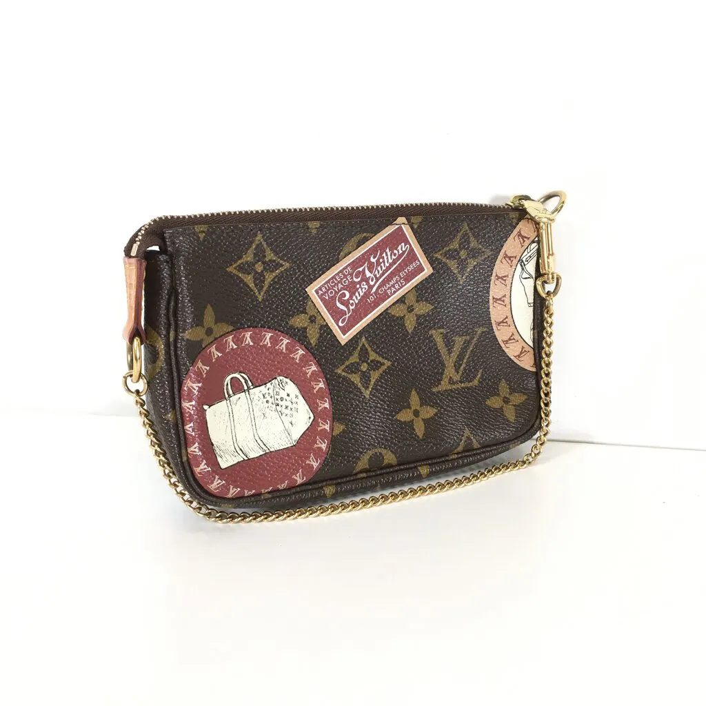 Louis Vuitton Mini Pochette Accessories