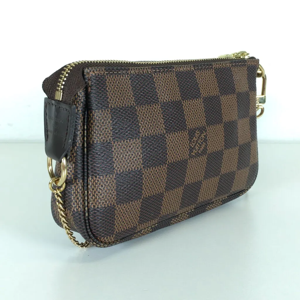 Louis Vuitton Mini Pochette Accessories